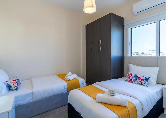 Sapphire\'S 2-Bedroom Apartment In Larnaca