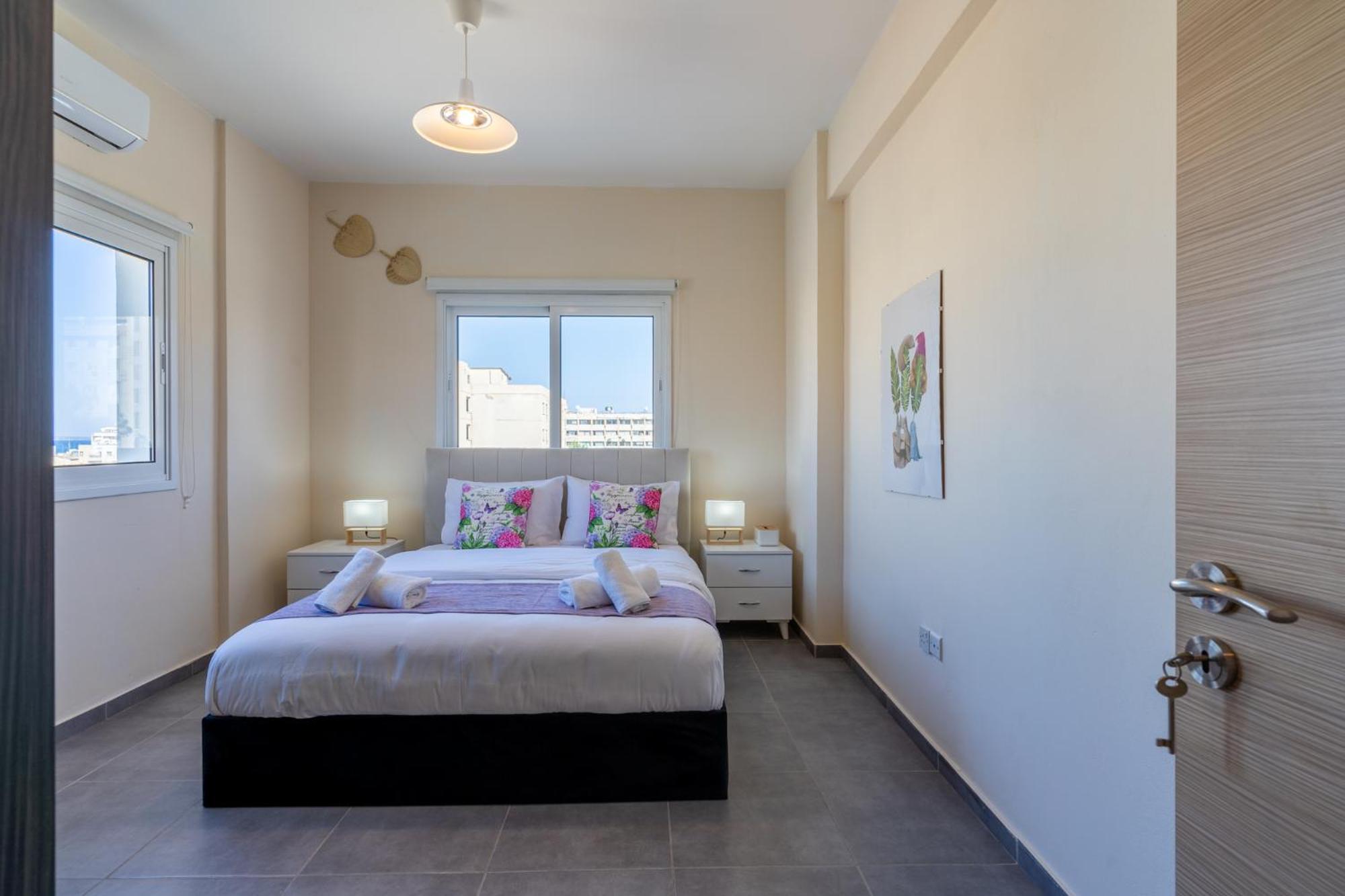 Apartment Sapphire's 2-bedroom In *