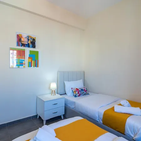 Sapphire'S 2-Bedroom Apartment In Larnaca Dış mekan fotoğraf
