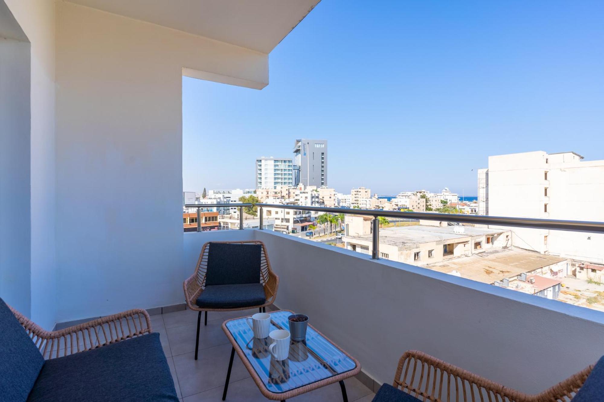 Apartament Sapphire's 2-bedroom In Larnaca