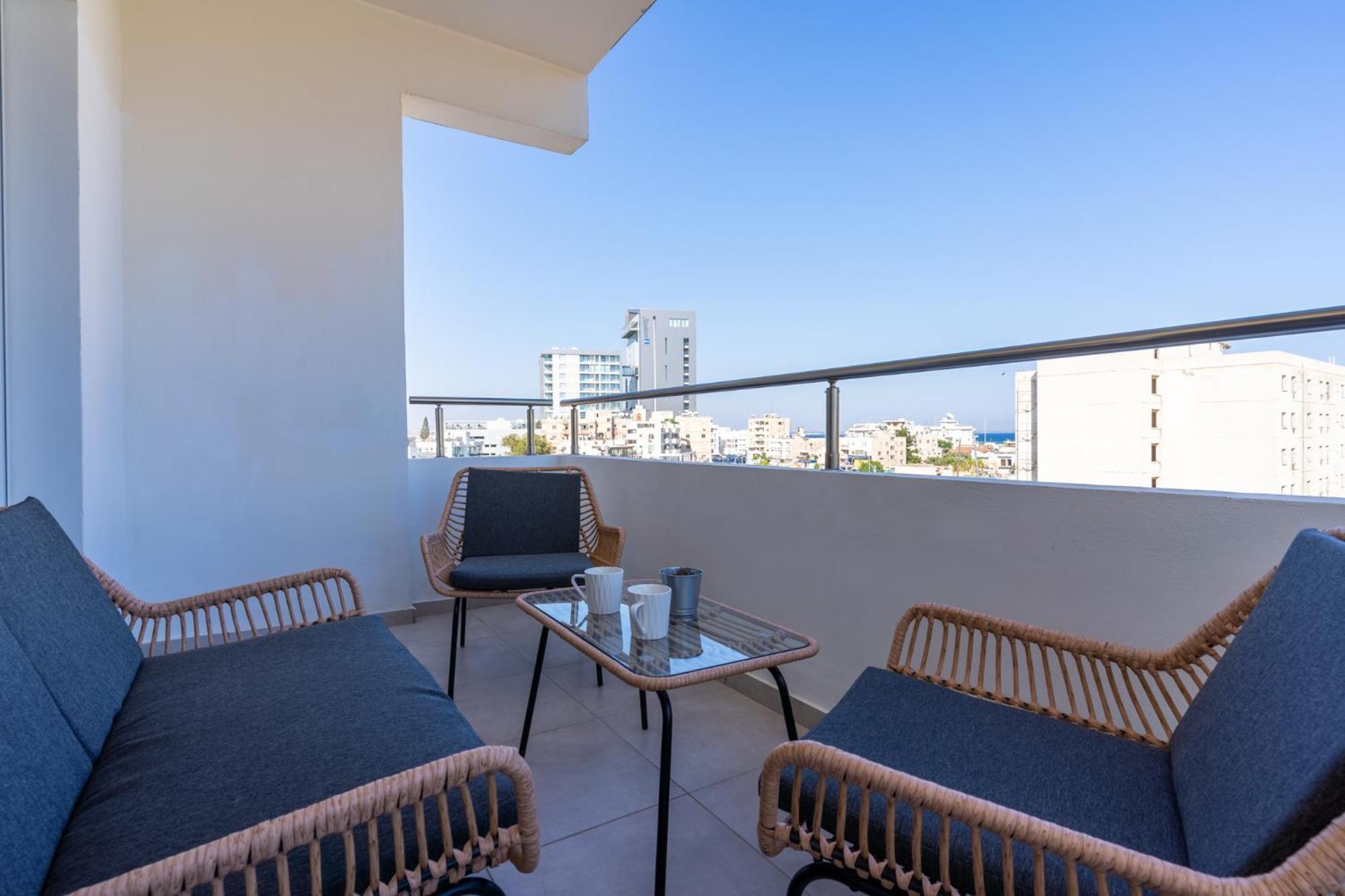 Apartament Sapphire's 2-bedroom In Larnaca