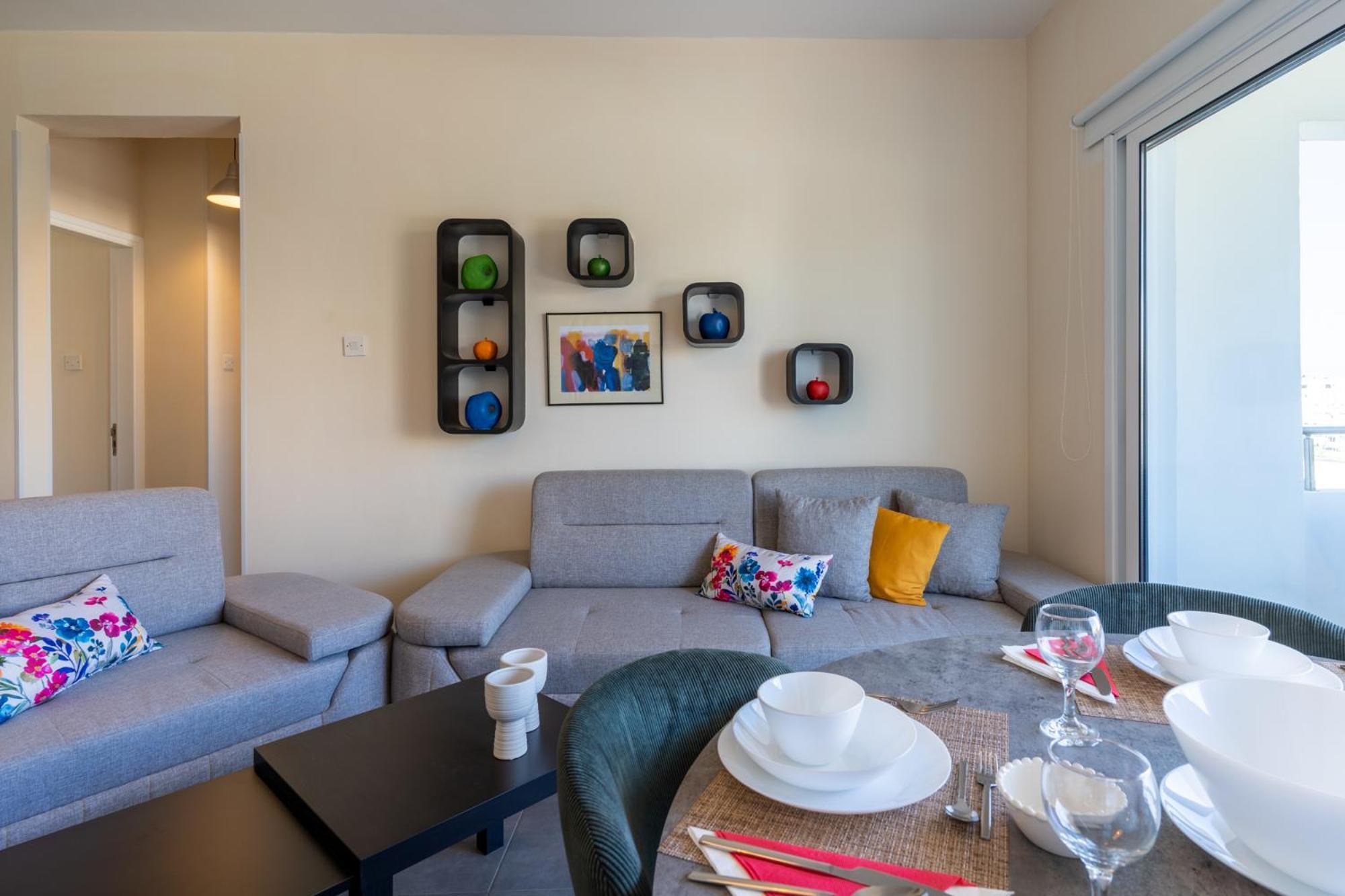 Sapphire's 2-bedroom In Apartament *